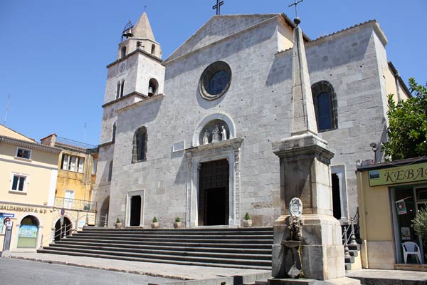 Santa-Maria-in-piazza